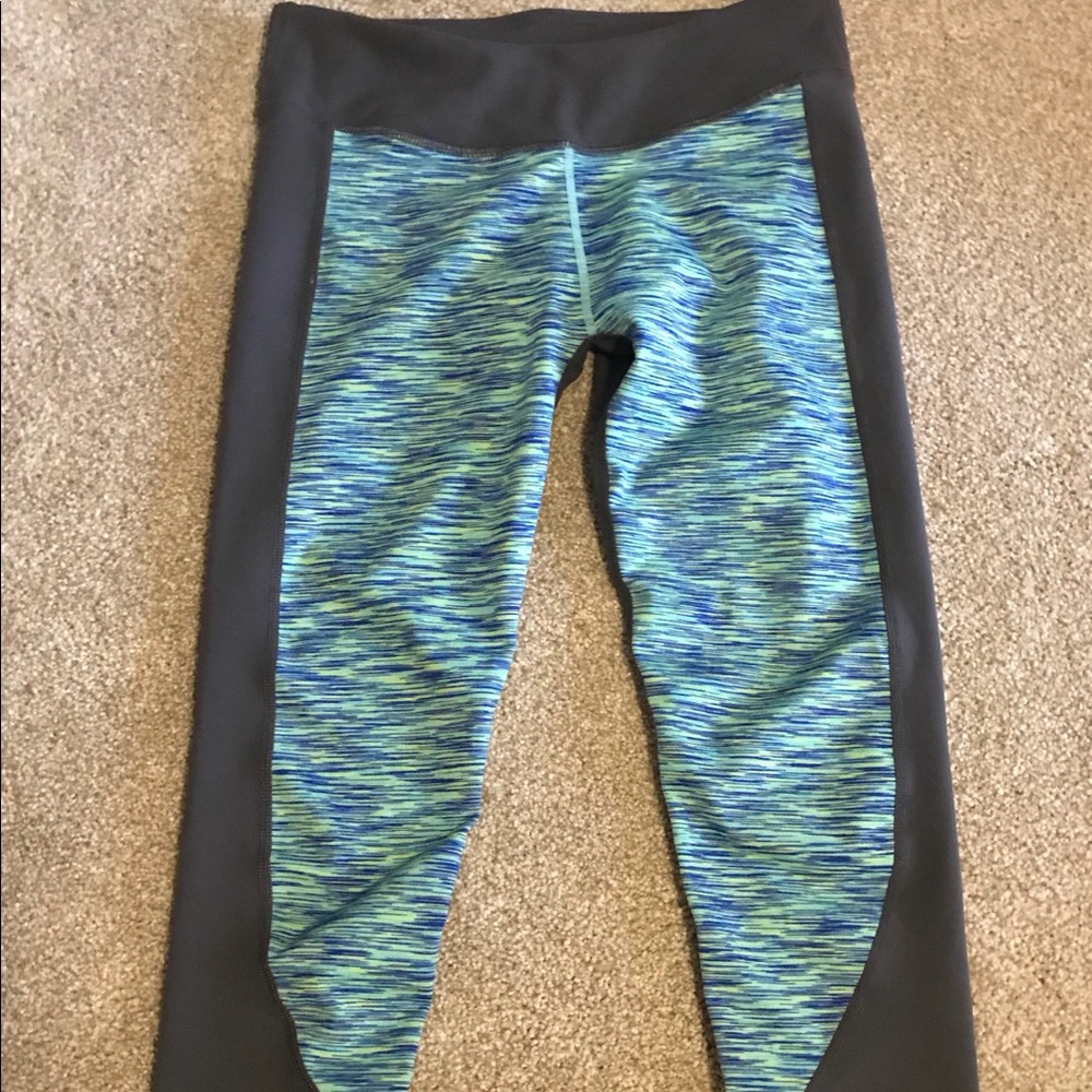 Fabletics Cropped Leggings
